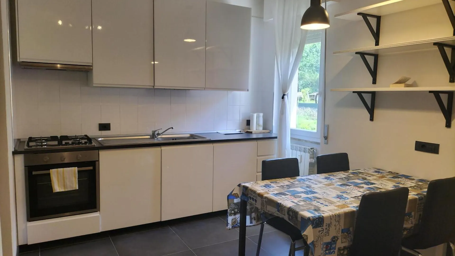 Carolina Cosy Apartment Monterosso al Mare 0*,
