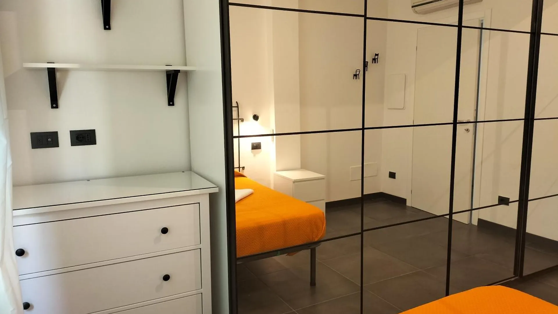 Carolina Cosy Apartment Monterosso al Mare 0*,  Italy